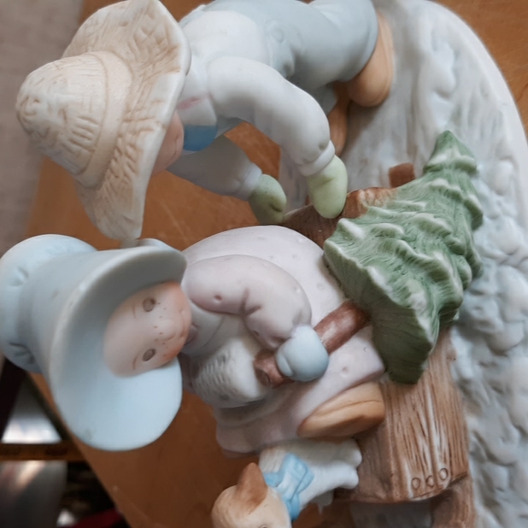 Circle of friends by masterpiece, The Perfect Tree. HOMCO 1989 - Picture 6 of 8